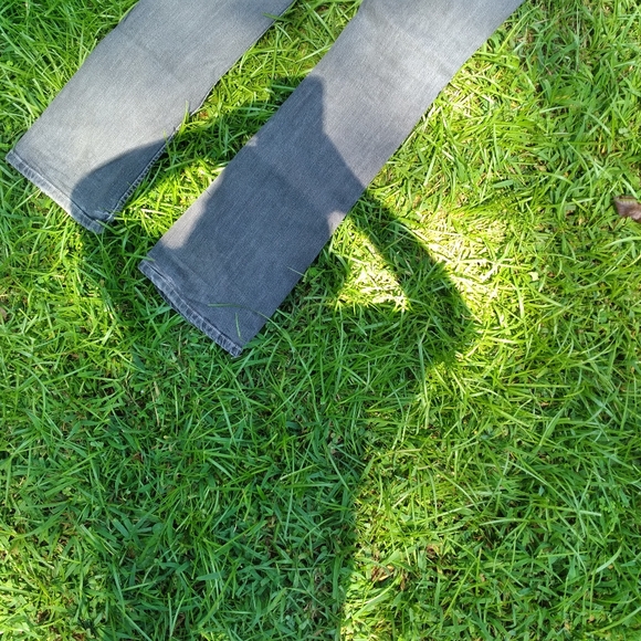 #330 Southpole Grey Faded Junior 5 Bootcut Low Rise Jeans - Picture 8 of 16